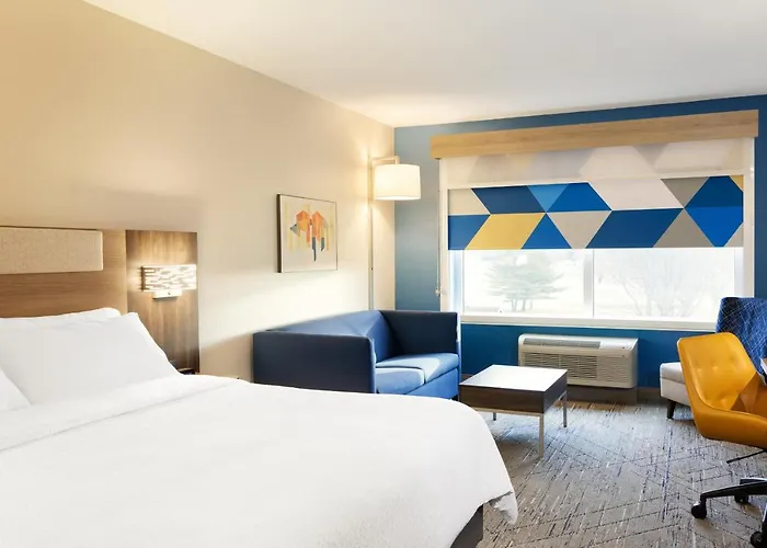 Holiday Inn Express Hotel & Suites Grove City By Ihg
