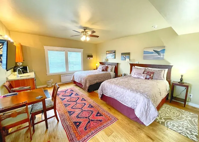 Friday Harbor Grand Bed & Breakfast