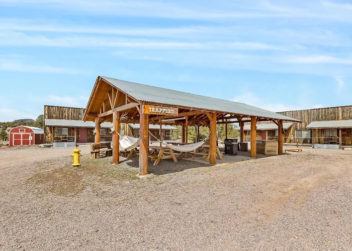 Trapper'S Rendezvous Bed & Breakfast Williams