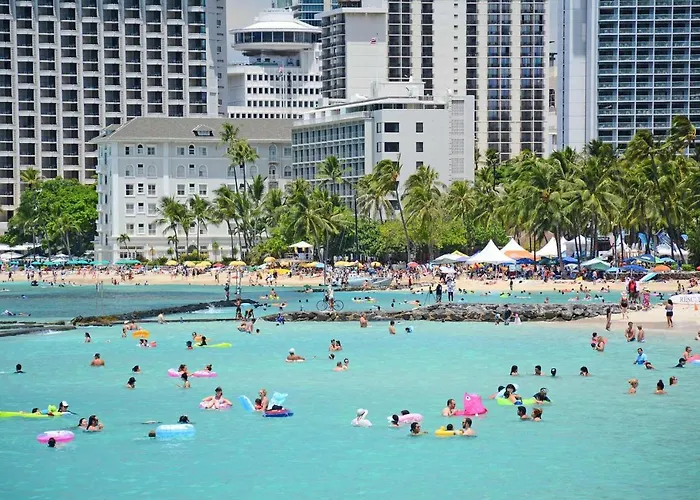Waikiki Skytower #1103 Bed & Breakfast Honolulu