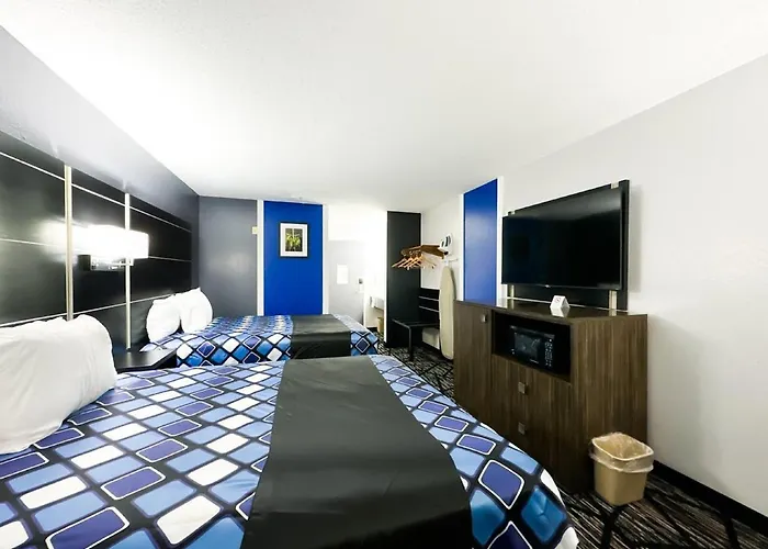 Blaine Town Inn & Suites