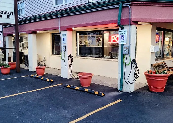 Woodland Inn Niagara Falls