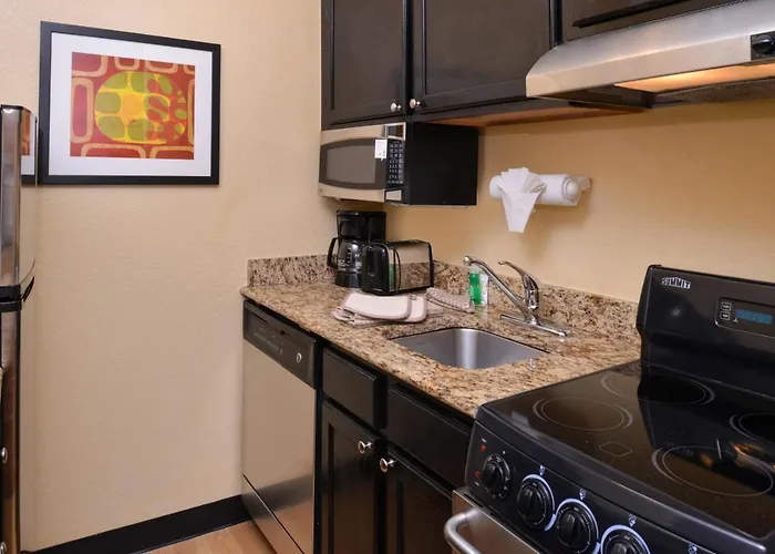 Candlewood Suites Miami Lakes By Ihg