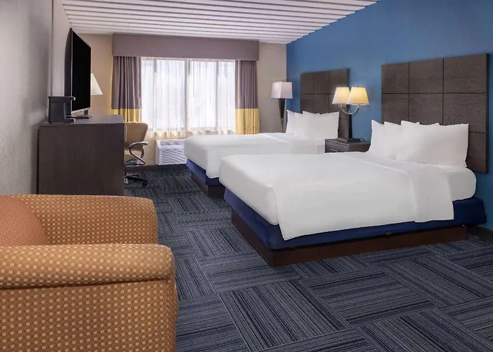 Baymont By Wyndham Appleton Hotel