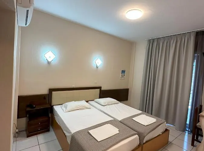 Neoi Poroi Hotels