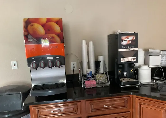 Super 8 By Wyndham Chattanooga/East Ridge