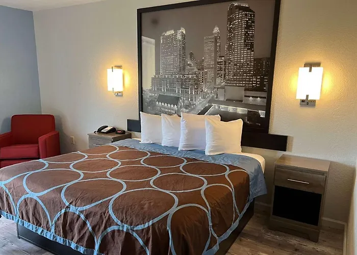 Super 8 By Wyndham Clemmons - Bermuda Run - Winston-Salem I-40 Motel