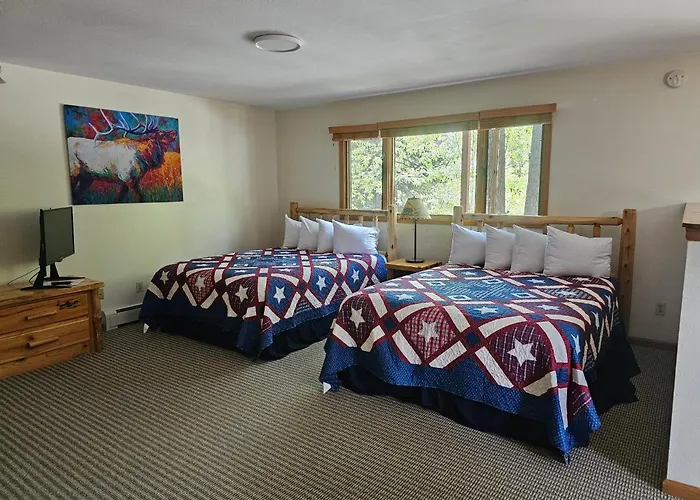 Swiftcurrent Lodge Estes Park