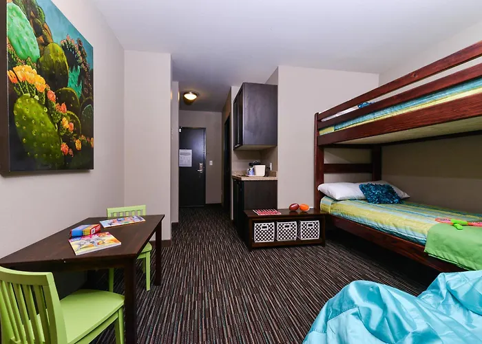Indio Hotels