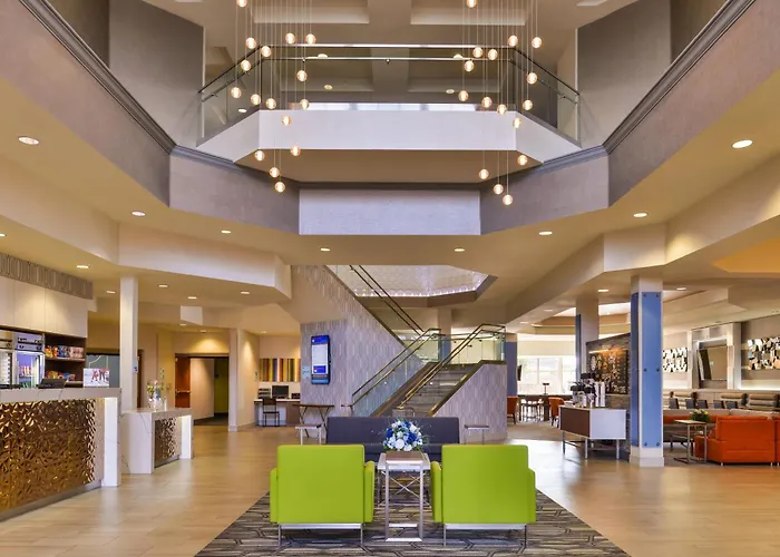 Holiday Inn Express & Suites Elk Grove Central - Hwy 99 By Ihg