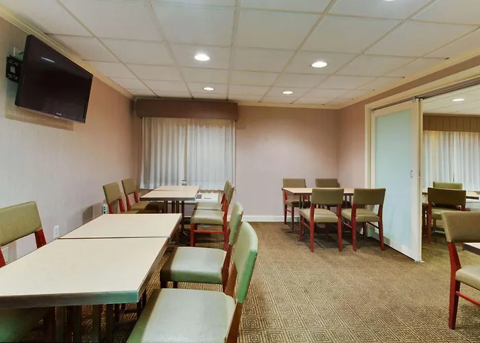 La Quinta By Wyndham Lakeland East