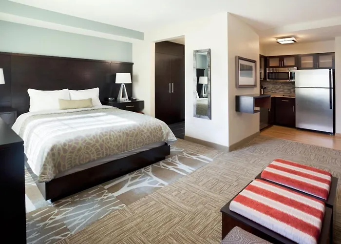 Staybridge Suites Dearborn By Ihg