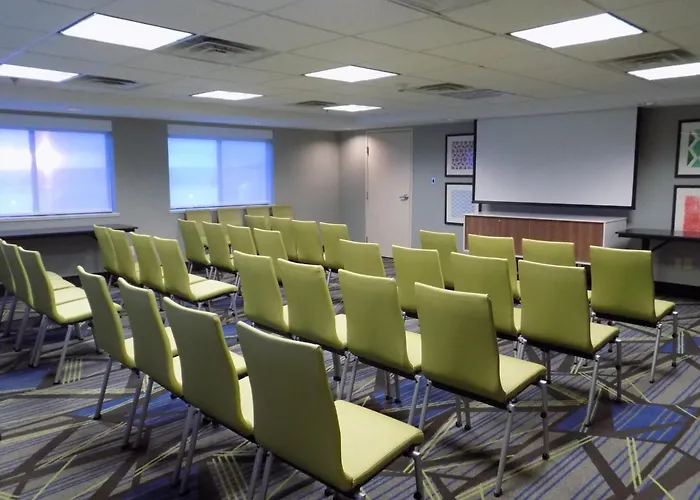 Holiday Inn Express Hotel & Suites Albuquerque - North Balloon Fiesta Park By Ihg