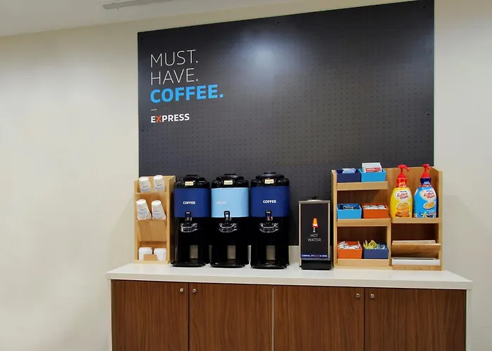 Holiday Inn Express Tiffin By Ihg