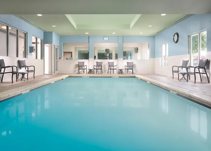 Holiday Inn Express Hotel & Suites Chattanooga Downtown By Ihg