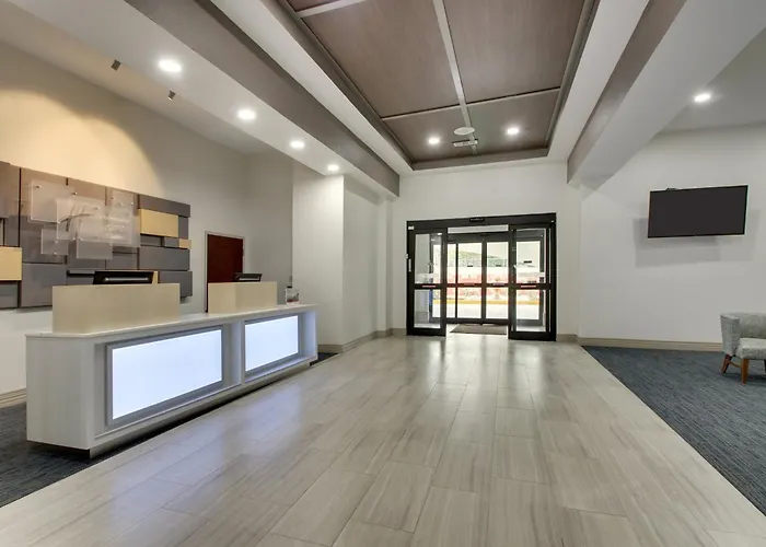 Holiday Inn Express & Suites Laurel By Ihg