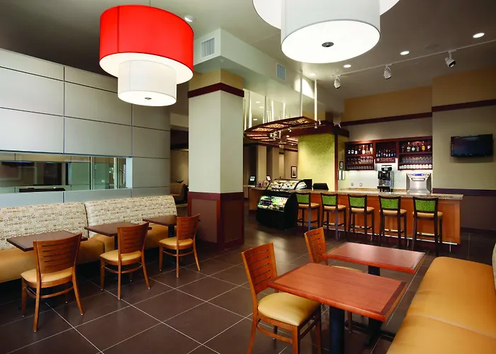 Hyatt Place Des Moines Downtown