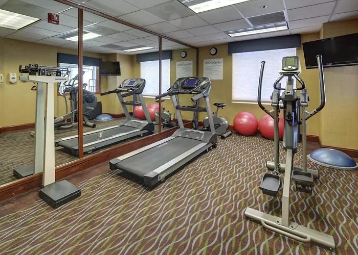 Holiday Inn Express Hotel & Suites Emporia By Ihg