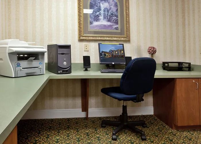 Holiday Inn Express And Suites Thomasville By Ihg