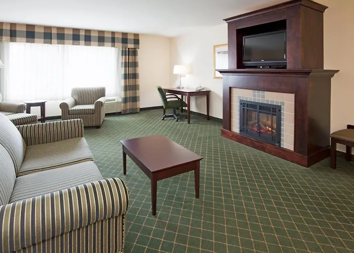 Holiday Inn Conference Center Marshfield By Ihg