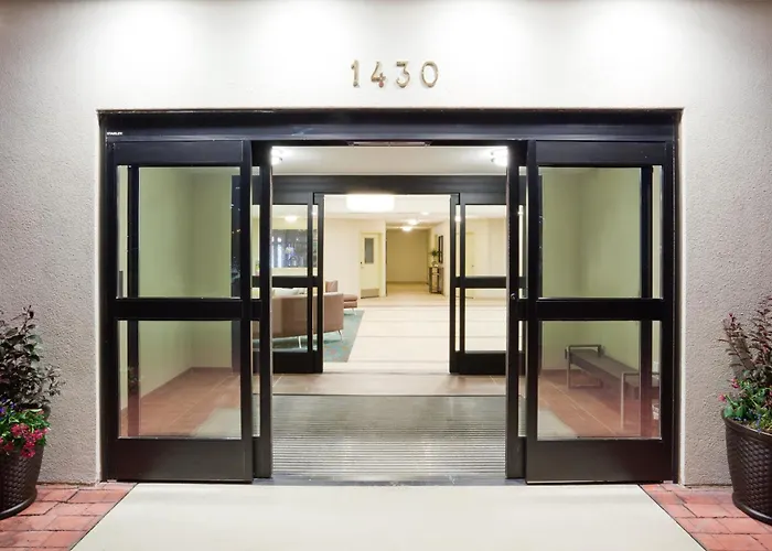 Candlewood Suites Dickinson By Ihg