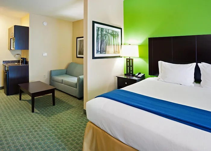 Holiday Inn Express Hotel & Suites Newport South By Ihg