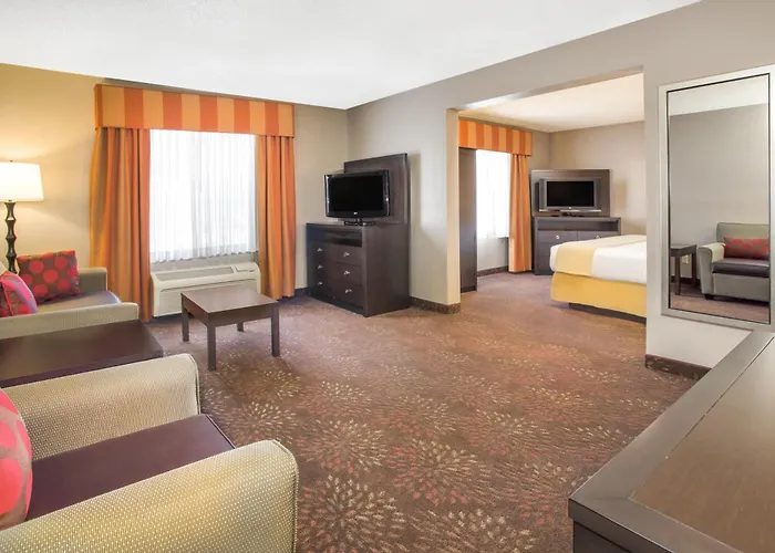 Muncie Place Hotel & Suites