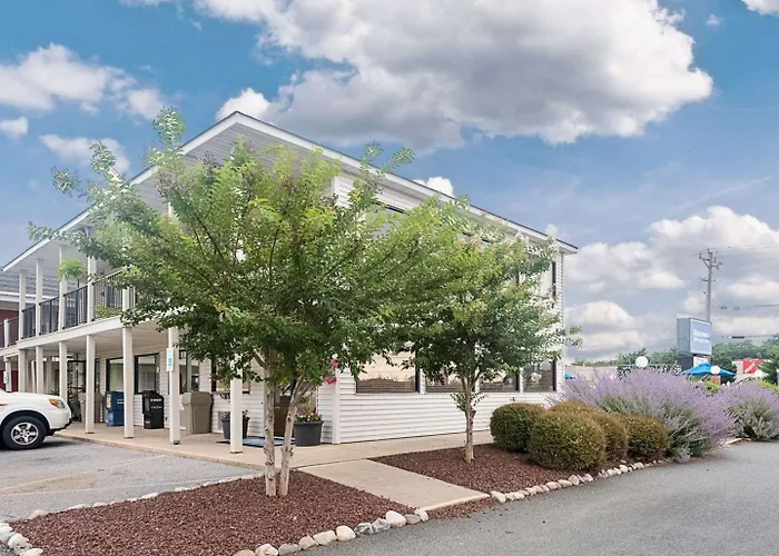 Rodeway Inn & Suites Rehoboth Beach