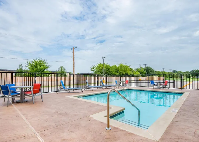 Holiday Inn Express & Suites Stillwater - University Area By Ihg