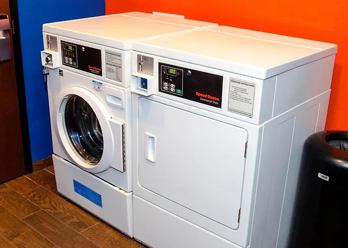 Comfort Inn & Suites Miami - Route 66