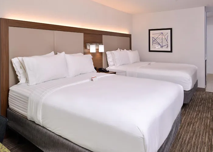 Holiday Inn Express & Suites Lacey - Olympia By Ihg