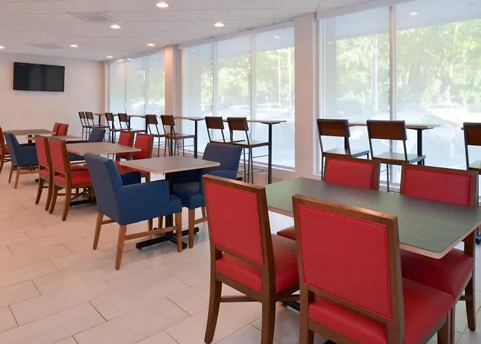 Holiday Inn Express Towson- Baltimore North By Ihg