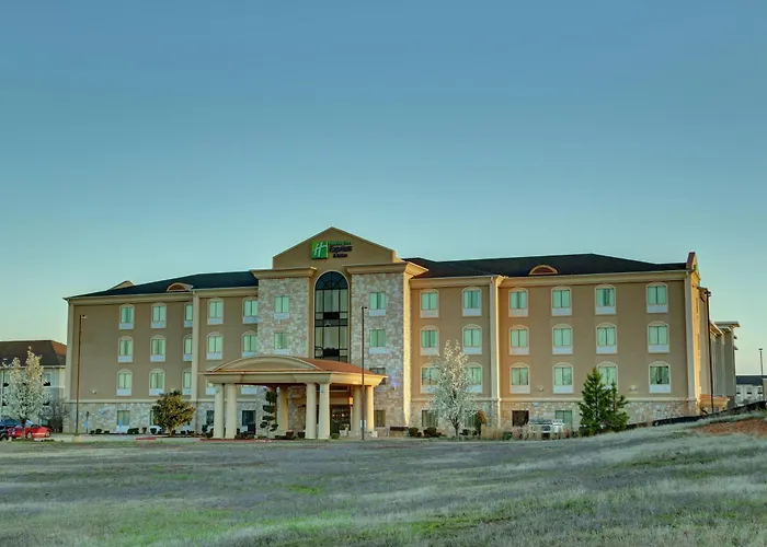 Holiday Inn Express Hotel & Suites Texarkana East By Ihg