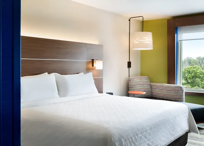 Holiday Inn Express Williamsburg By Ihg