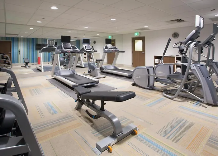 Holiday Inn Express & Suites - Dodge City By Ihg