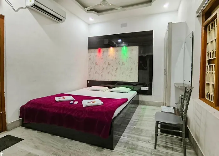 Puri Hotels