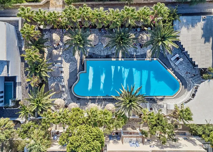 Perissa (Santorini) Hotels