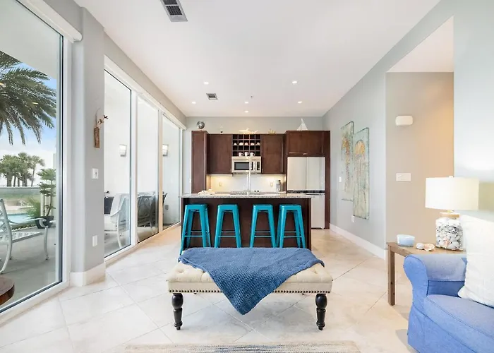 The Center Of Paradise Galveston