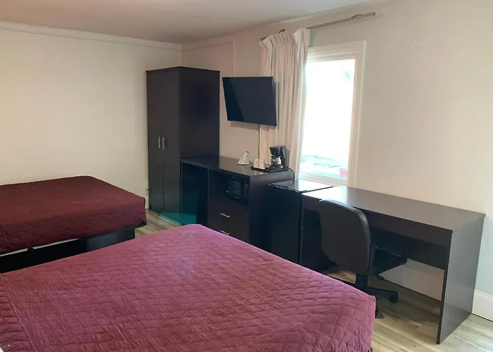 Whispering Pines Motel Asheville