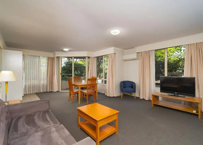 Hornsby Hotels