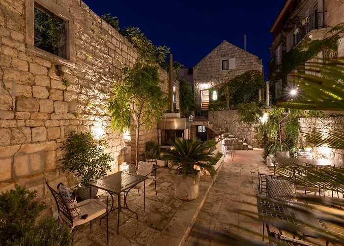 Vis Hotels
