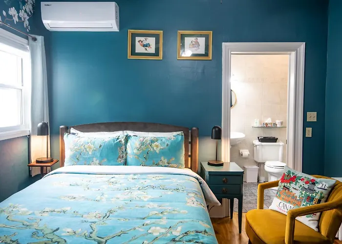 Prince Edward Island Hotels