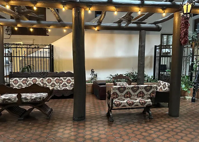 Ramada By Wyndham Las Cruces Hotel & Conference Center