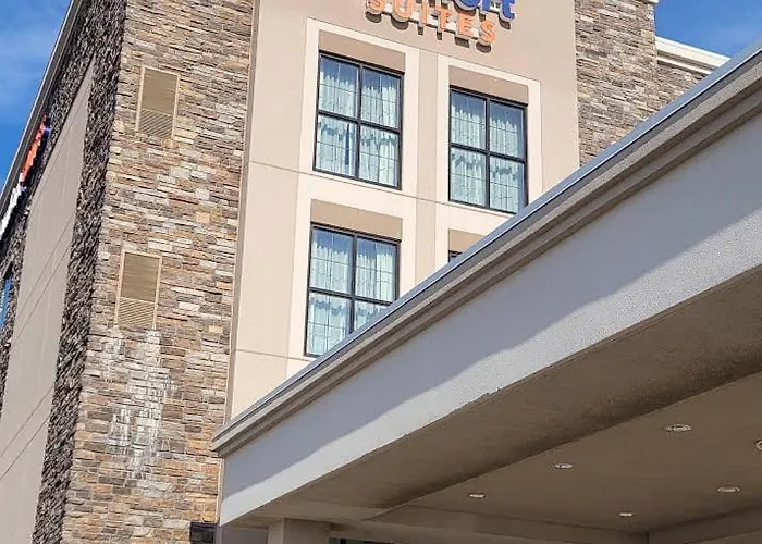 Comfort Suites Fargo Medical Center