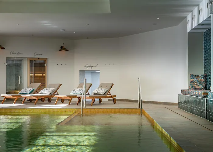Salcombe Hotels