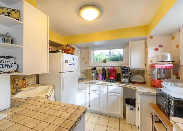 Beachrunners Inn Long Beach