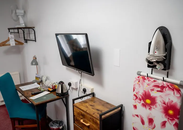 Rising Sun Hotel By Greene King Inns Bishop's Cleeve