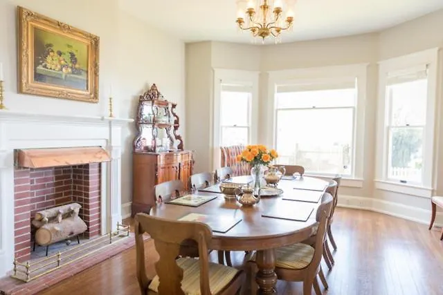 Clifton House - Big River North - Queen Suite, Mississippi River Views Natchez