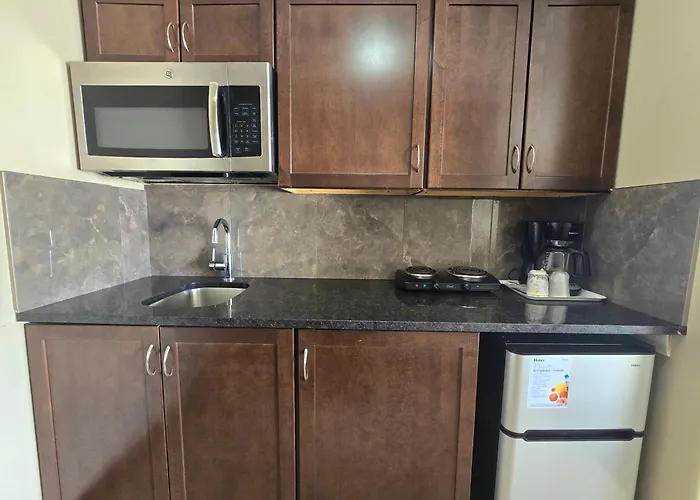 Royal Lodge Edmonton