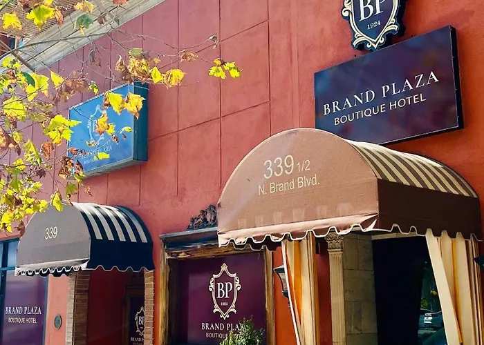 Brand Plaza Hotel Glendale